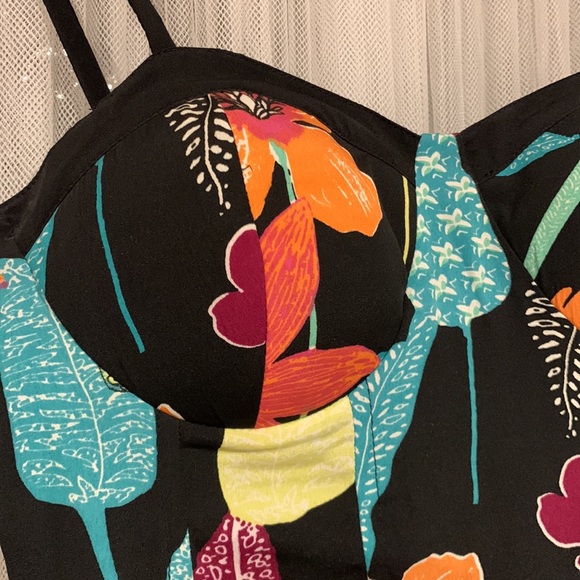Lightweight Summer Maxi Dress - Picture 2 of 6